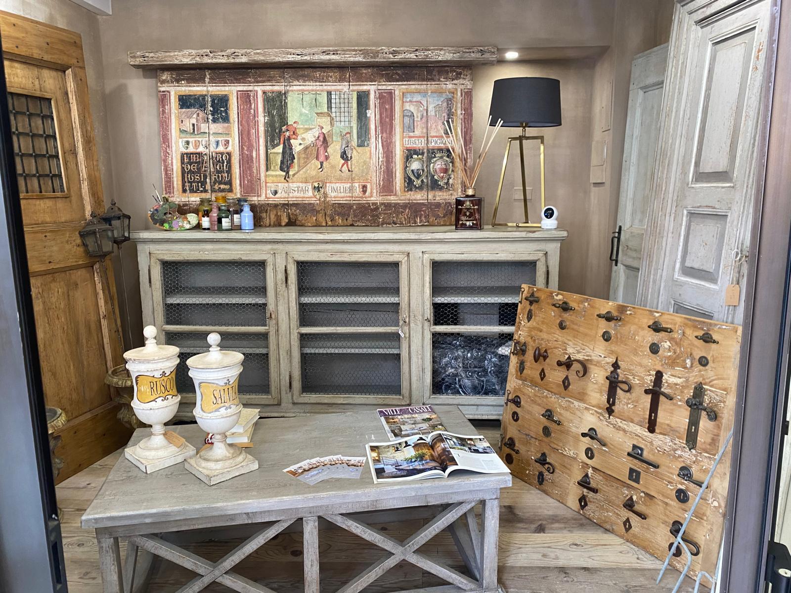 SHOW-ROOM Massa e Cozzile (PT)