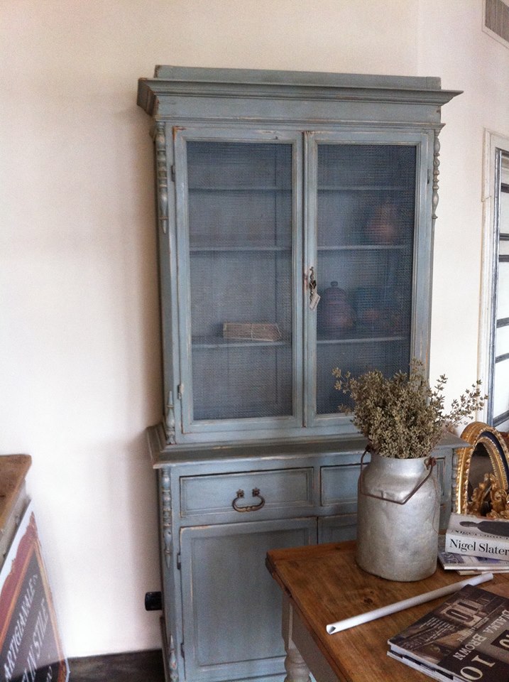 RELOOKING di MOBILI e ARREDI RELOOKING di MOBILI e ARREDI